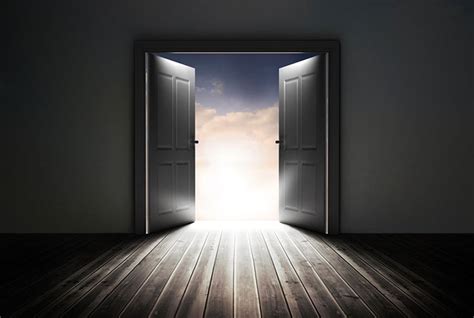 A Glimpse into the Enigmatic Realm of Dreams: Opening the Doors to Reconnecting with Beloved Departed Souls