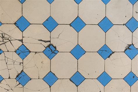 A Symbol of Deterioration: Cracked tiles in urban environments