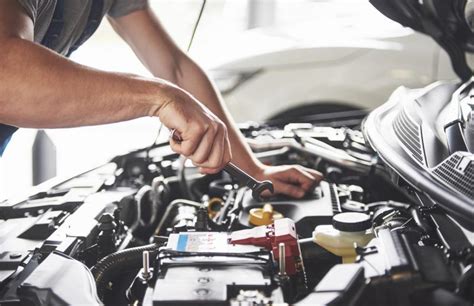 Advantages of Regularly Maintaining Your Vehicle's Engine