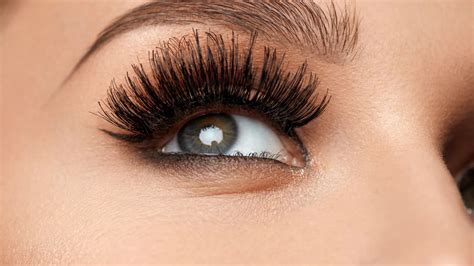 Amplify Your Appearance with Stunning Faux Eyelashes