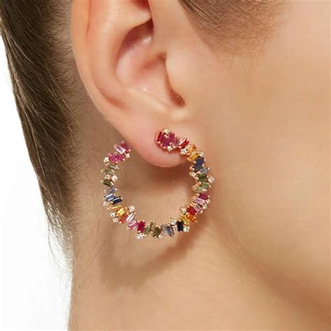 Bringing out Your Personality: Choosing Colorful Earrings that Reflect You