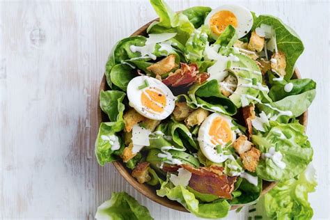Decoding the Symbolism of Salad in Your Dreams