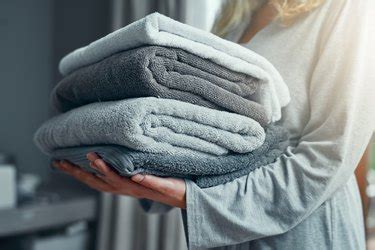 Discovering the Secrets to a Lifetime of Luxury: Maintaining and Caring for Your Exquisite Towels