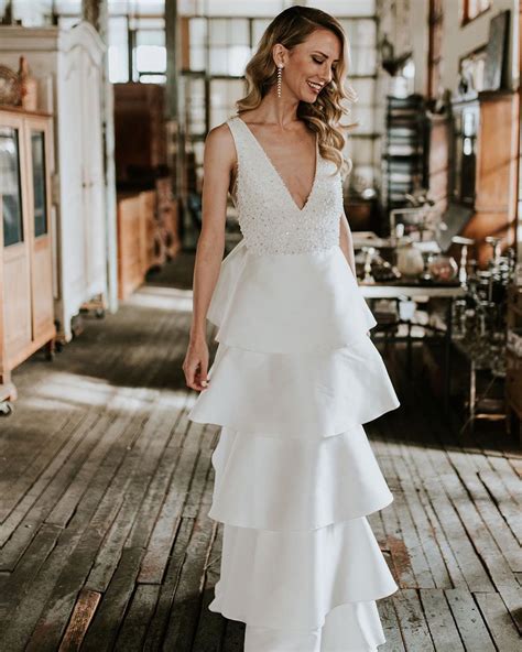 Dress to Impress: Discovering Your Perfect Wedding Gown