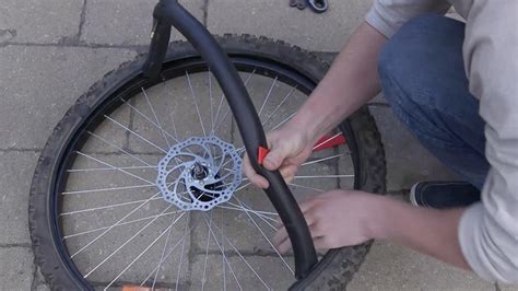 Easy Steps to Repair a Deflated Bicycle Tire