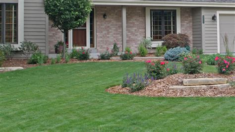 Essential Tools and Techniques: Unlocking the Secrets to a Flawlessly Maintained Yard