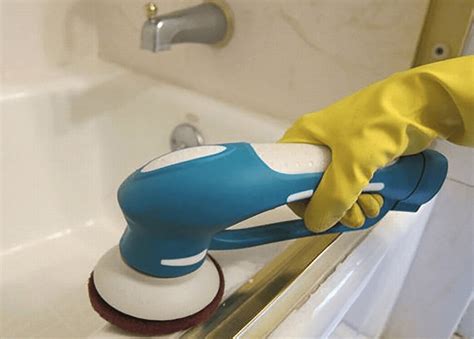 Essential Tools for Tub Cleaning