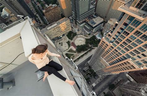 Exploring Therapeutic Approaches: Finding the Right Path to Overcome Acrophobia