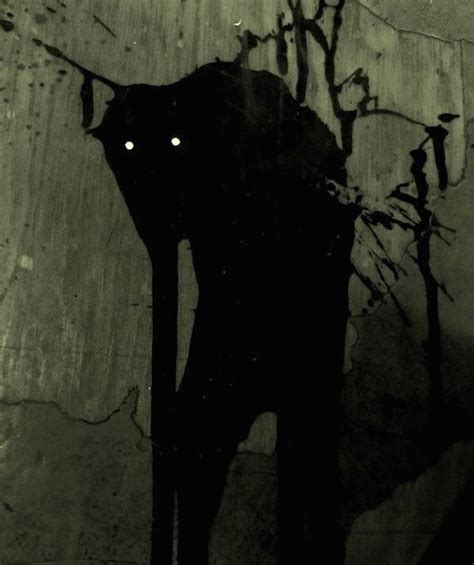 Faceless Encounters: Tales of Terrifying Dreams with the Enigmatic Shadow Entity