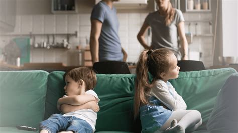 Family Ties Tested: the Challenges of Sibling Rivalry