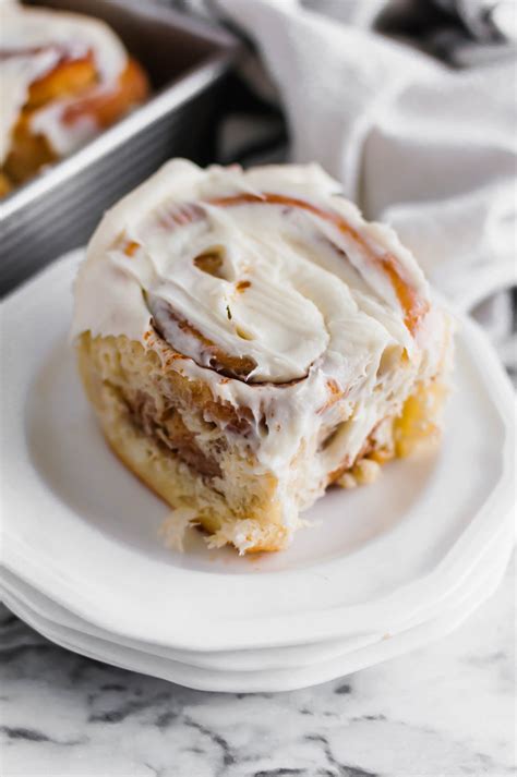 Gourmet Cinnamon Rolls: Elevating Indulgence