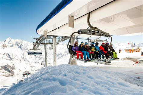 How Chair Lifts Have Transformed the Ski Industry