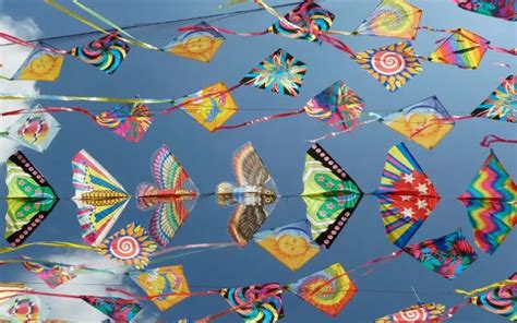 Kites in Literature and Art: Symbolism and Inspiration