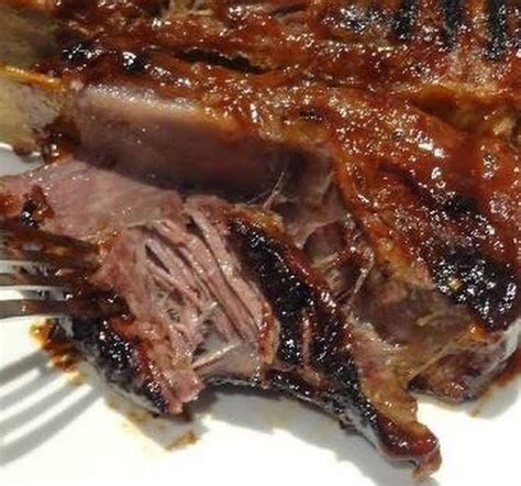 Mastering the Art of Barbecuing: The Key to Succulent Ribs