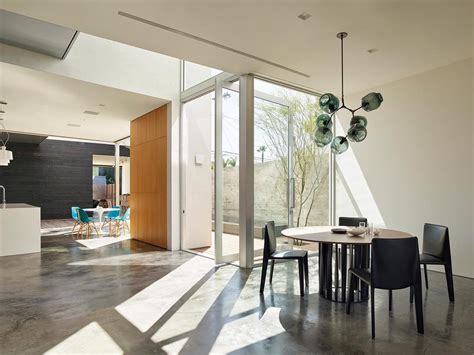 Maximizing Natural Light: The Key to a Bright and Inviting Living Space