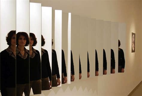 Mirror Effect: Reflecting Personal Connections in Dreams