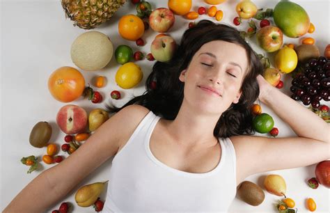 Nutrition for Nighttime Bliss: Foods that Influence Dreams