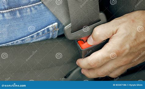 Seatbelt Management: Unfastening and Escaping Safely