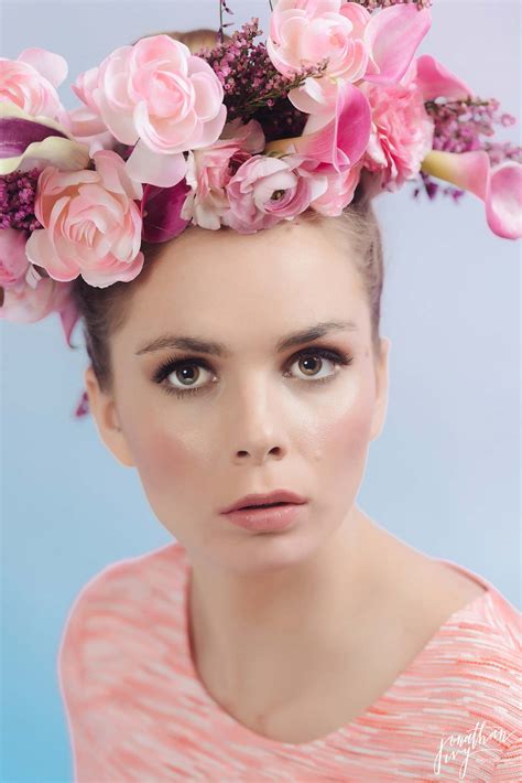 The Evolution of Floral Headpieces: A Journey Through Time