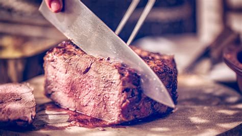 The Psychology Behind Our Fantasies of Carving Red Meat