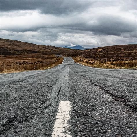 The Thrill of the Open Road: Exploring the Freedom of Motorcycle Experience