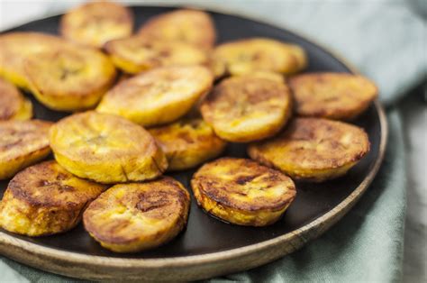 The Unforgettable Aroma of Ripe Plantain: A Culinary Delight