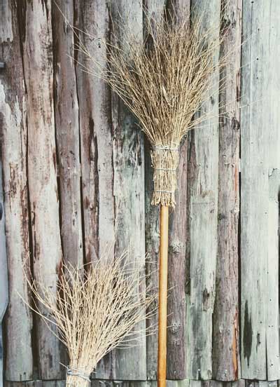 Unraveling the Significance of Broom Handle Symbolism in Oneiric Experiences